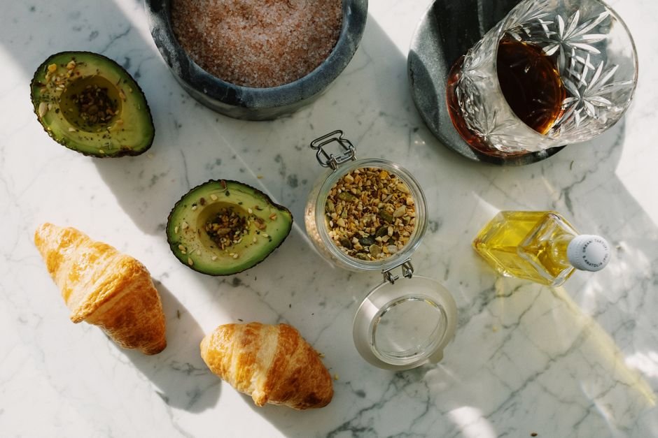 Ingredients for air fryer broccoli recipe healthy