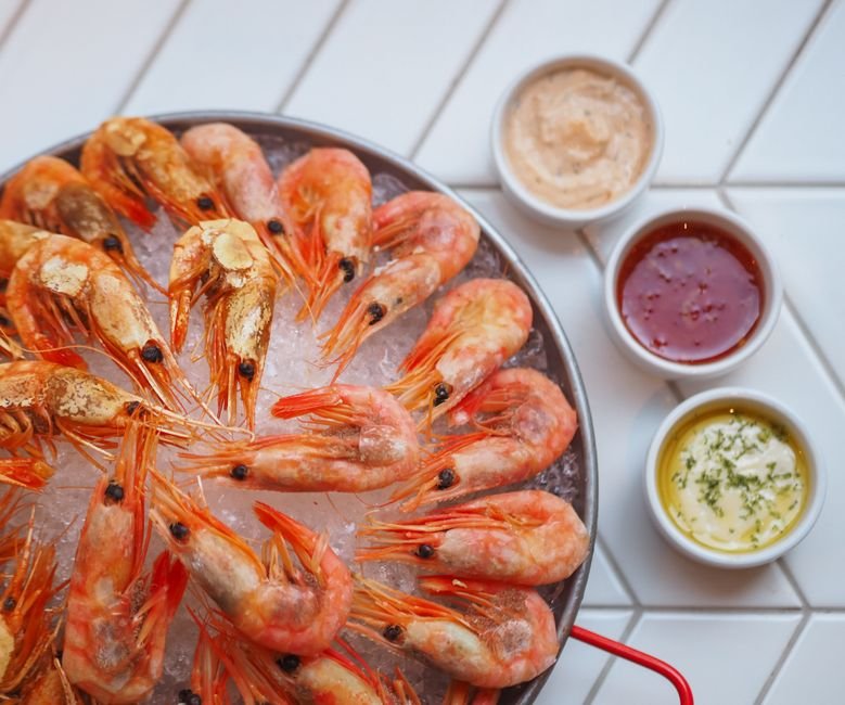 Plated one pot garlic butter shrimp