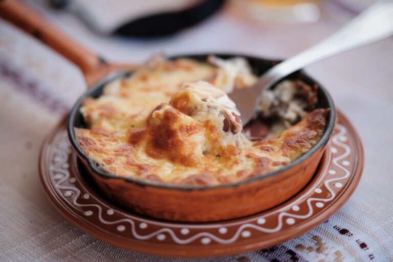 Slow Cooker Mac and Cheese: Creamy, Easy & Irresistible - featured image