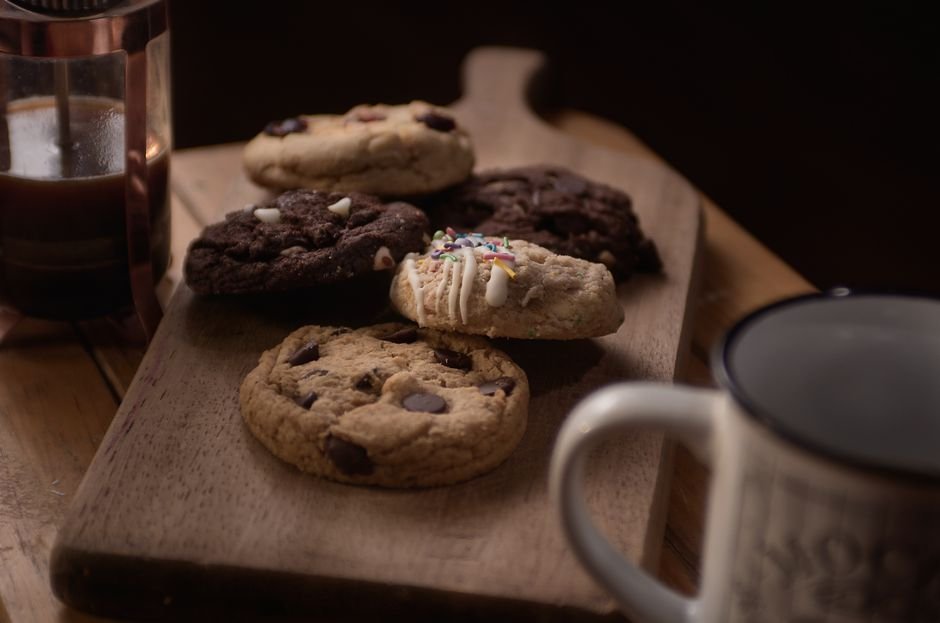 Vegan Chocolate Chip Cookie Recipe (Easy & Chewy) - featured image