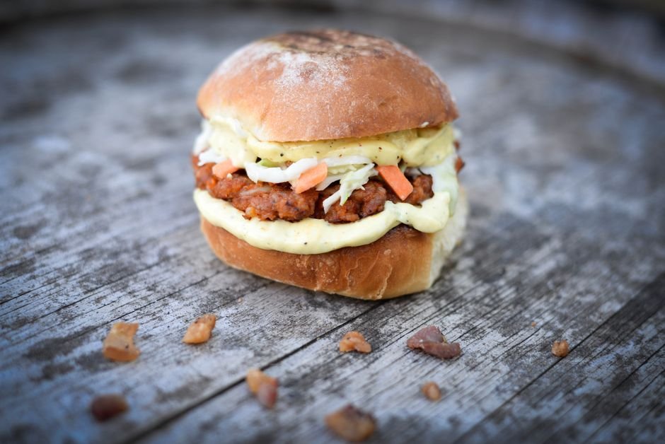 Slow Cooker Pulled Beef - featured image