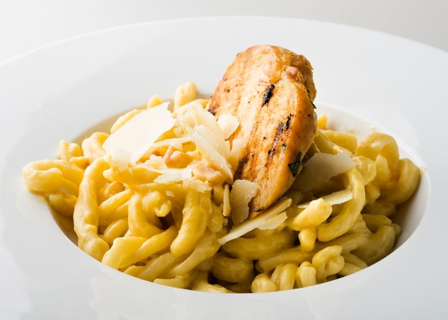 One Pot Creamy Chicken Pasta - featured image