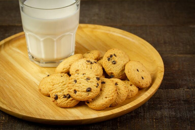 Best Gluten Free Chocolate Chip Cookie Recipe - featured image
