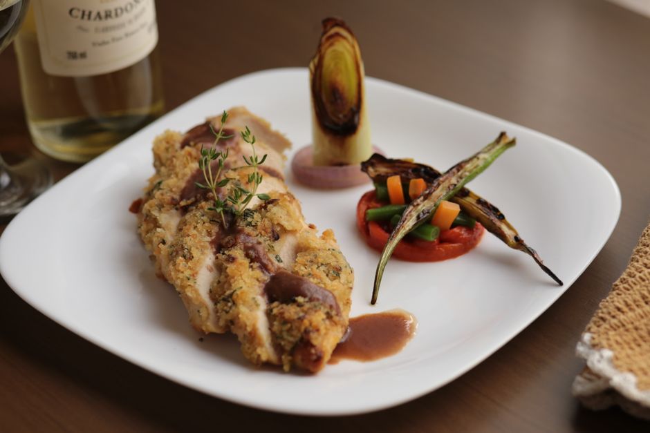 Plated healthy air fryer chicken recipe