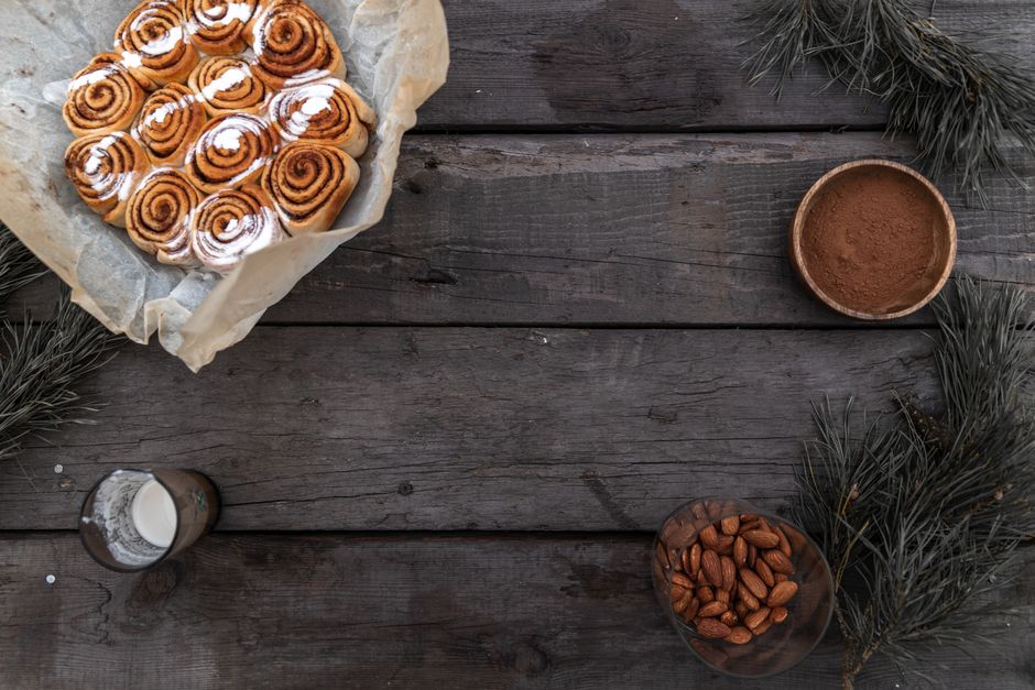 Ingredients for keto chocolate avocado mousse