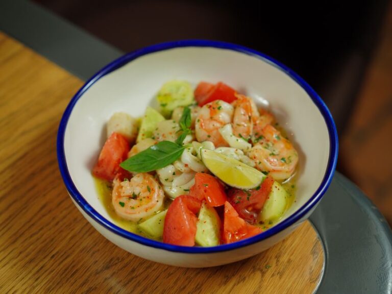 15 Minute Dinner Recipe: Quick Garlic Butter Shrimp Pasta - featured image