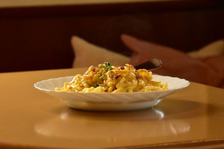 Crockpot Mac and Cheese Recipe: Creamy, Easy & Irresistible - featured image