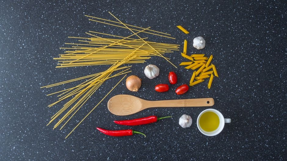 Ingredients for crockpot sausage pepper