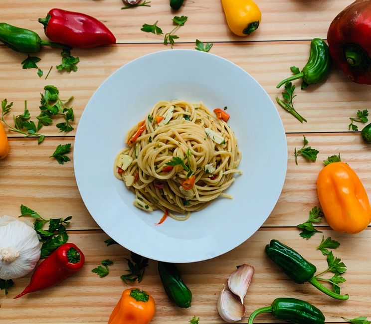 30 Minute Dinner Recipe: Quick Garlic Shrimp Pasta - featured image