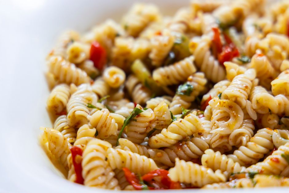 Quick Pasta Salad Recipe – Fresh, Easy & Ready in 20 Minutes - featured image