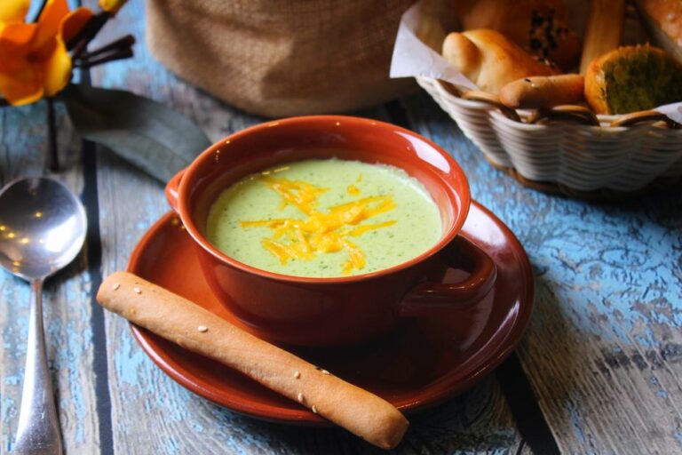 Easy Broccoli Cheddar Soup - featured image
