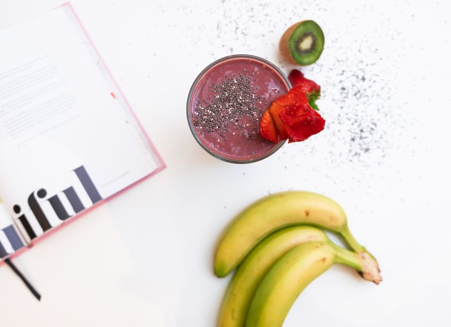 High Protein Smoothie Recipe - featured image