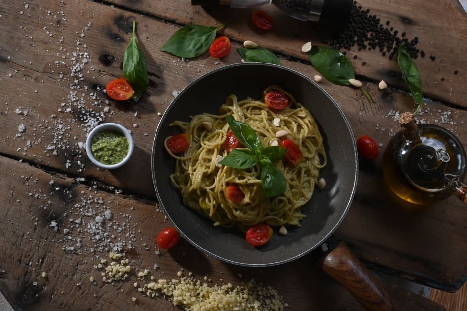 Ingredients for one pot spaghetti recipe