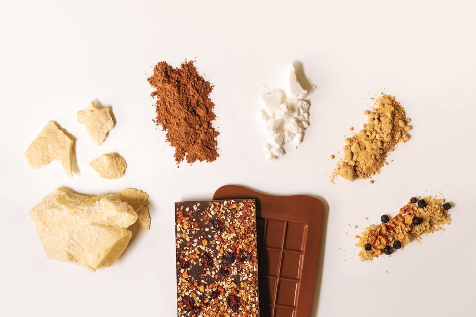 Ingredients for vegan chocolate pudding