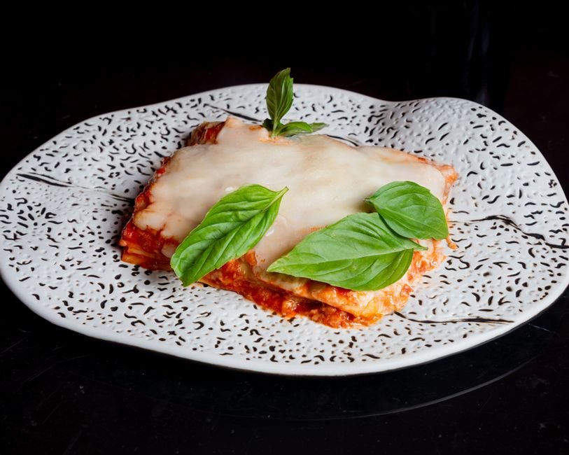 Slow Cooker Vegetarian Lasagna: Easy 4-Serve Recipe