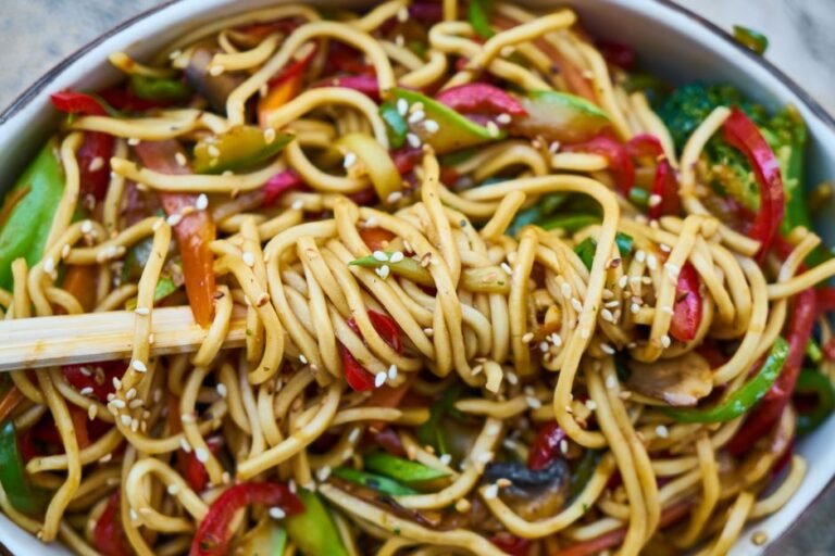 Vegetarian Stir Fry Noodle: Quick & Flavorful - featured image