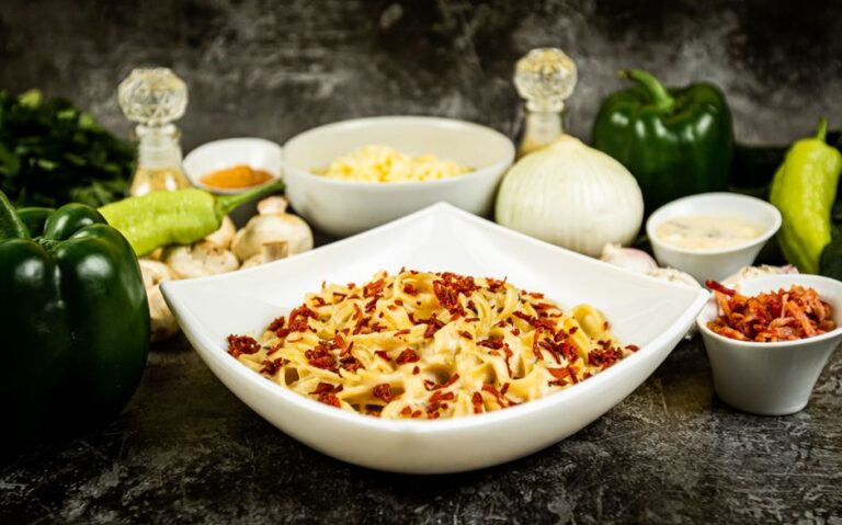 Chicken Bacon Ranch Pasta - featured image