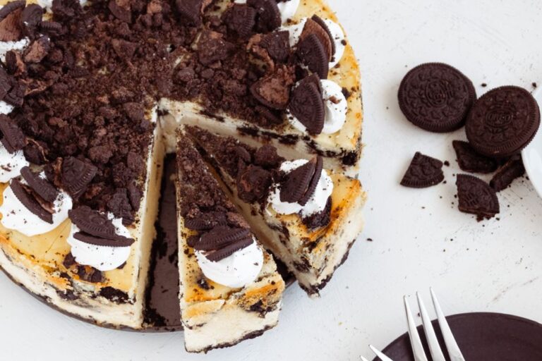 No Bake Oreo Cheesecake - featured image