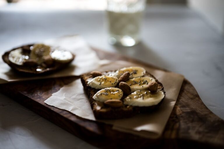 Gluten Free Banana Bread: Moist, Easy & Delicious - featured image