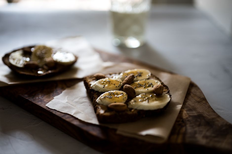 Gluten Free Banana Bread: Moist, Easy & Delicious - featured image